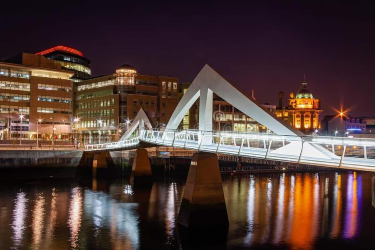 Glasgow City Centre G1 Penthouse With Riverviews - Duplex Exterior foto